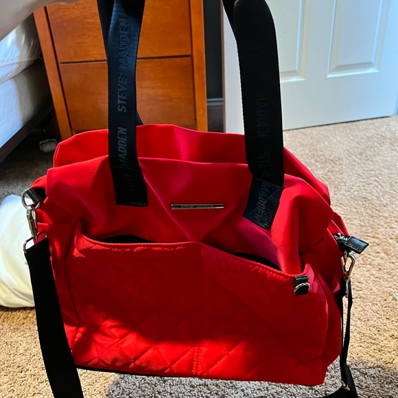 Steve Madden Diaper/Weekender Bag - Picture 4 of 7